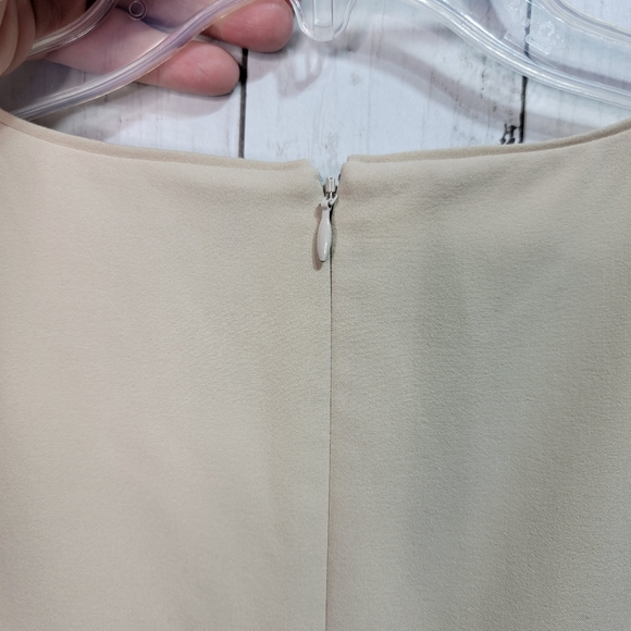 WHITE HOUSE BLACK MARKET WHBM Colorblock Sheath Dress Khaki White Size 2. - Picture 7 of 8